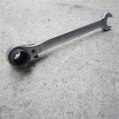 Steel Silver Three Sizes in One Scaffolding Ratchet Wrench 19mm 22mm 3/4&quot; 7/8&quot; Socket Wrench with 22mm Open End fo USA